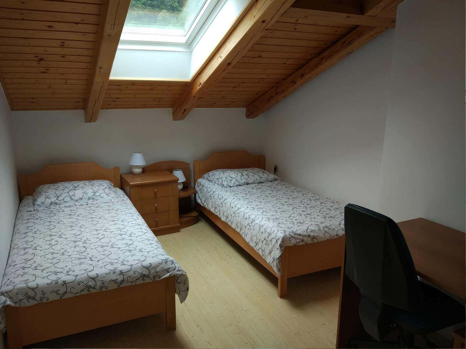 Two single bed bedroom, accommodations near Tolmin, rent apartment